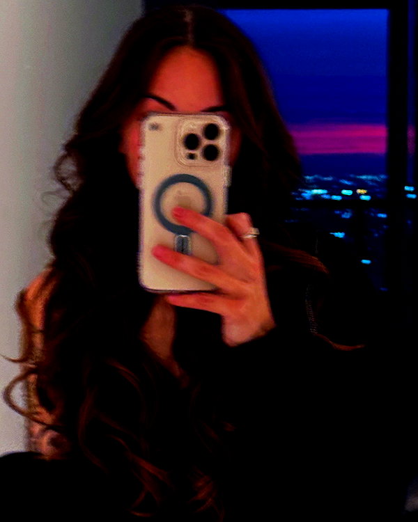zoe.serena instagram image archive image