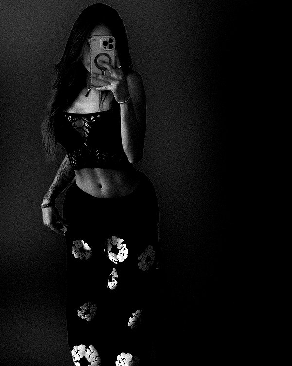 zoe.serena instagram image archive image