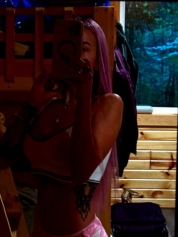 zoe.serena instagram image archive image