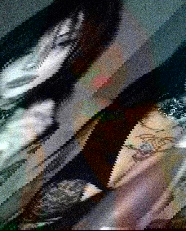 zommmbri image ~ Altpins