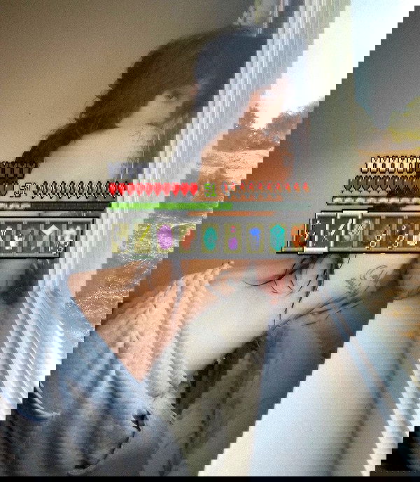 zommmbri image ~ Altpins