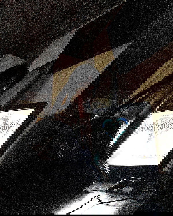 zommmbri image ~ Altpins