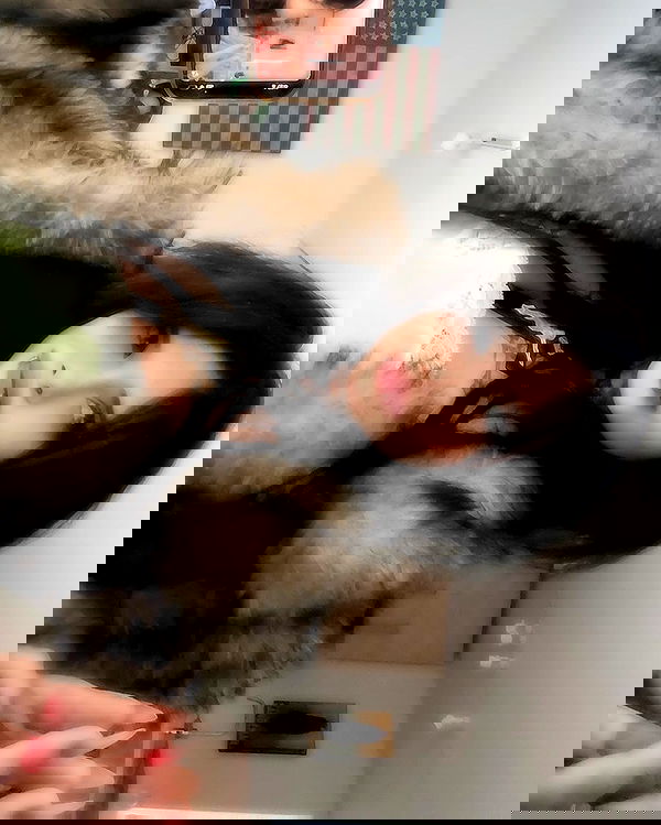 zommmbri image ~ Altpins