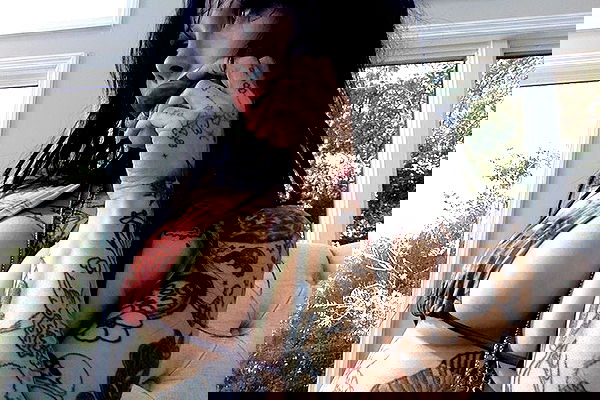 zommmbri image ~ Altpins