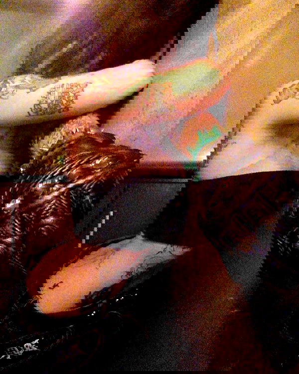 zommmbri image ~ Altpins