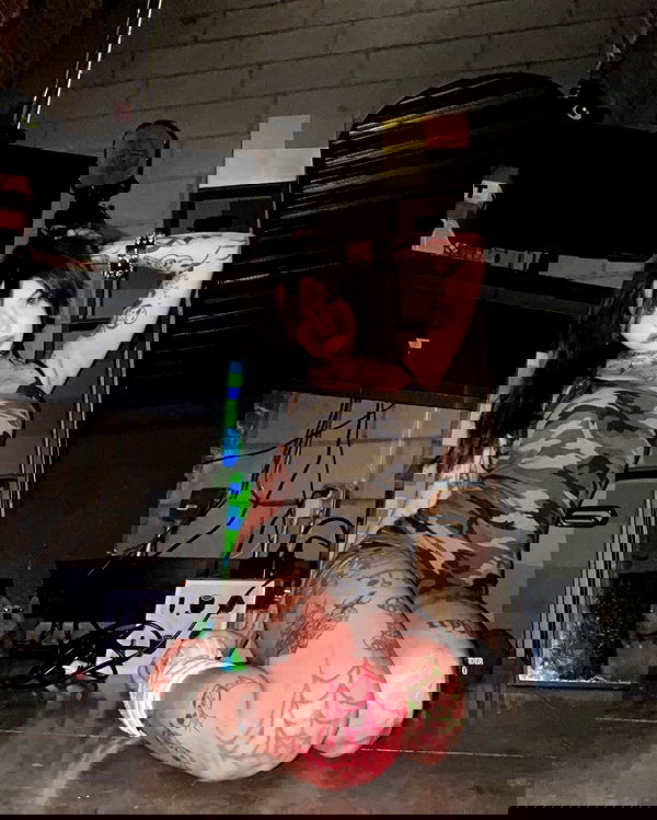 zommmbri image ~ Altpins