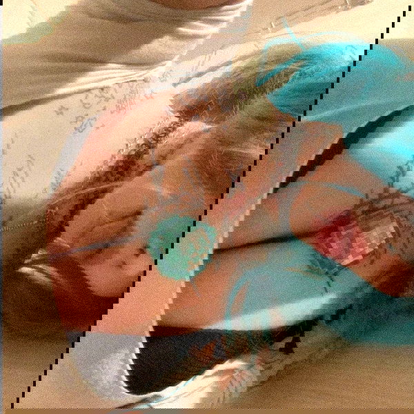 zommmbri image ~ Altpins