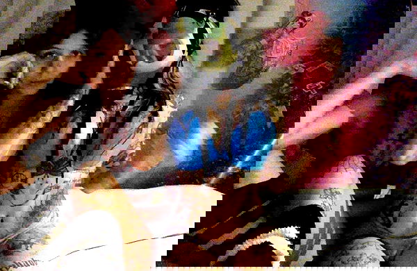 zommmbri image ~ Altpins