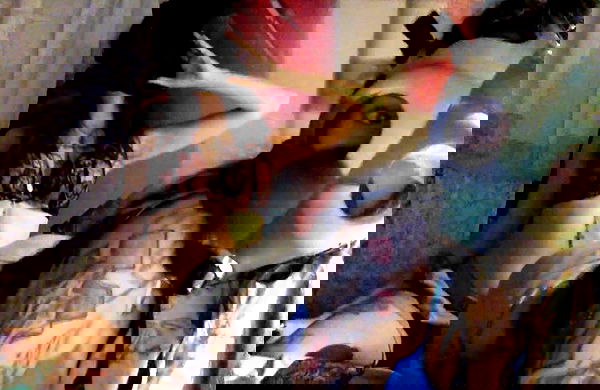 zommmbri image ~ Altpins