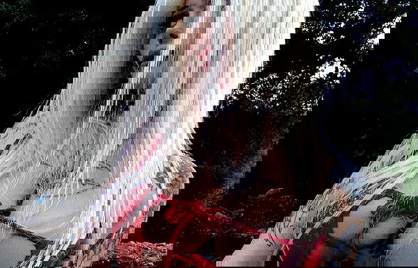 zommmbri image ~ Altpins