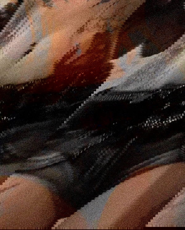 zommmbri image ~ Altpins