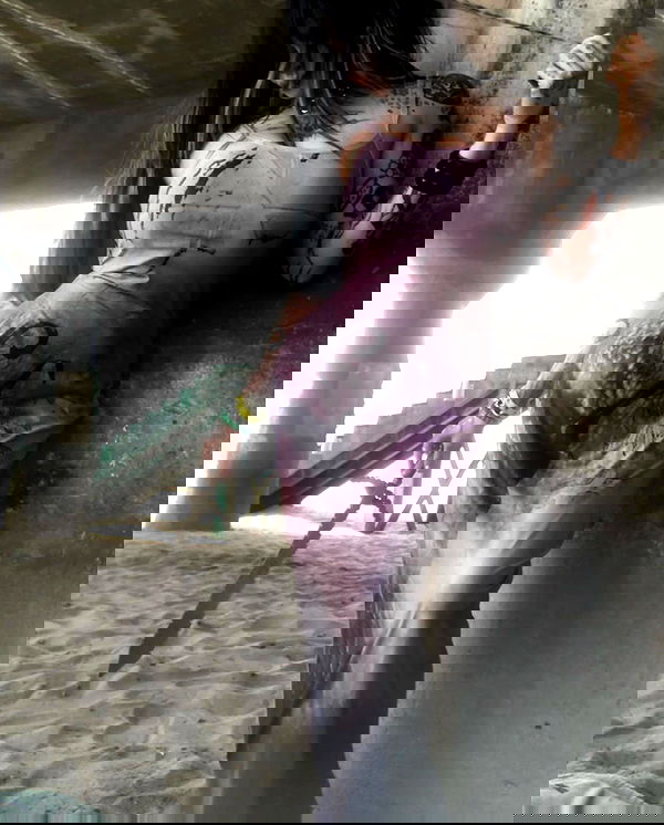 zommmbri image ~ Altpins