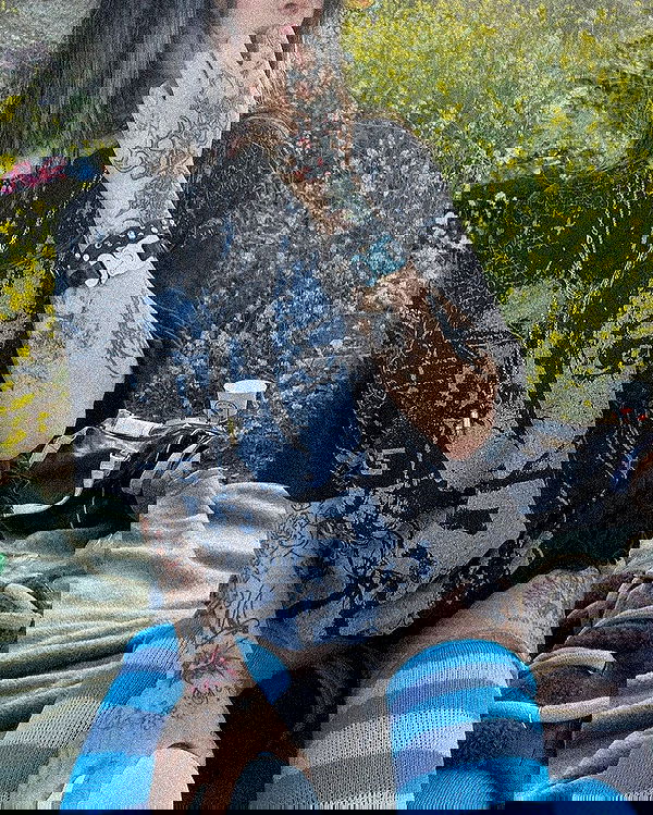 zommmbri image ~ Altpins