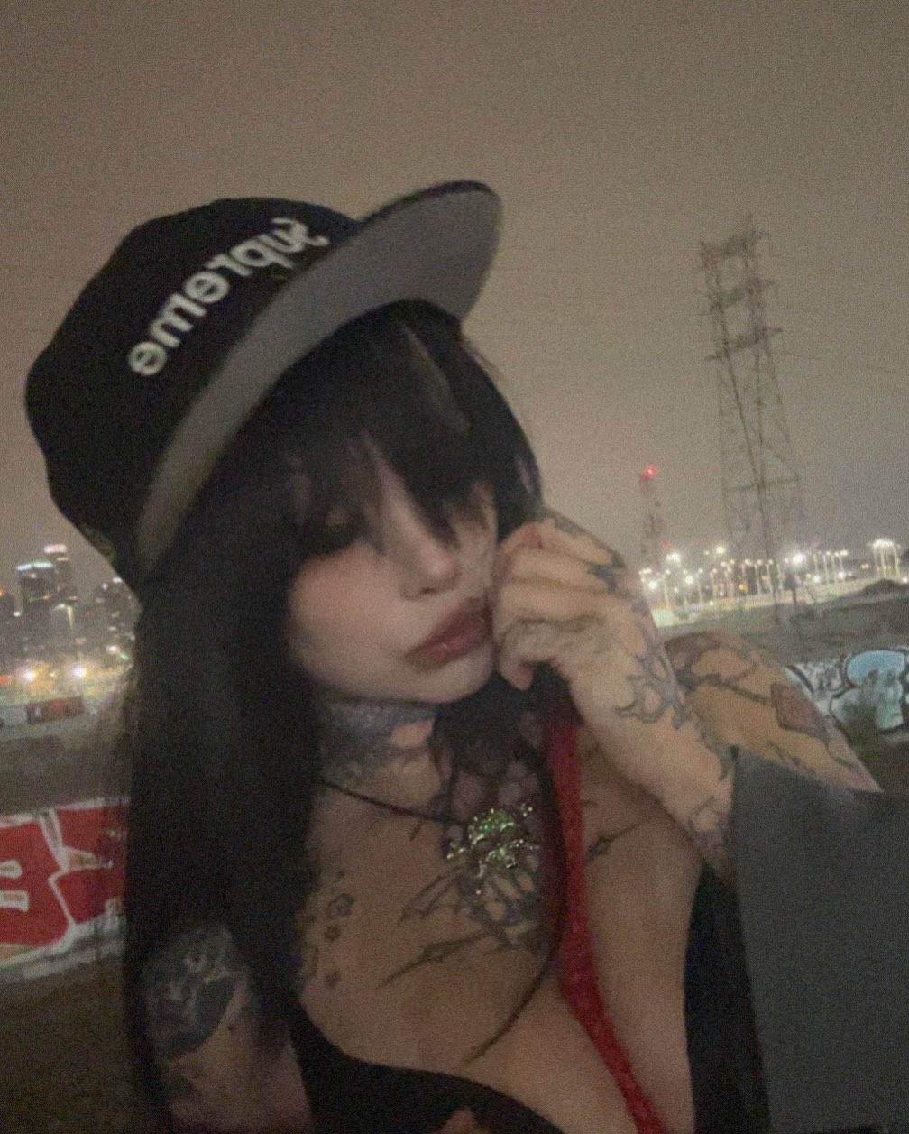 zommmbri instagram image archive image