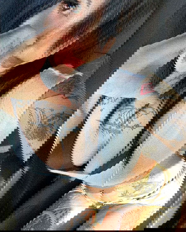 zommmbri image ~ Altpins