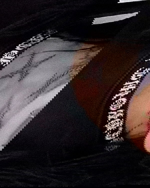 zommmbri image ~ Altpins