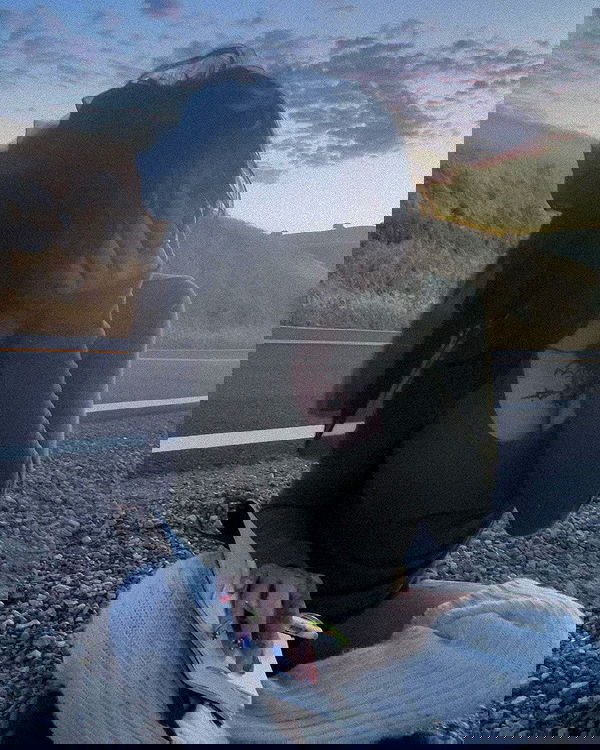 zommmbri image ~ Altpins