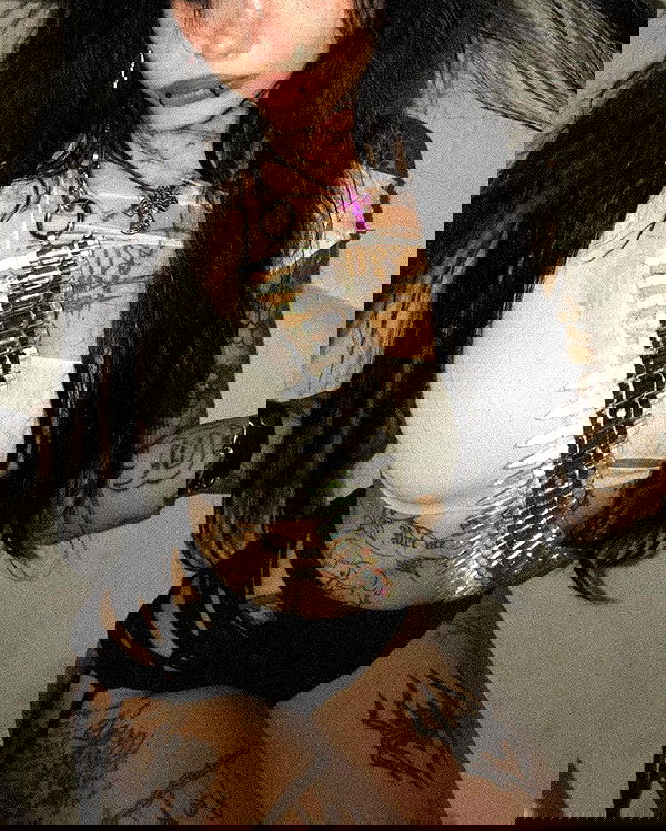 zommmbri image ~ Altpins