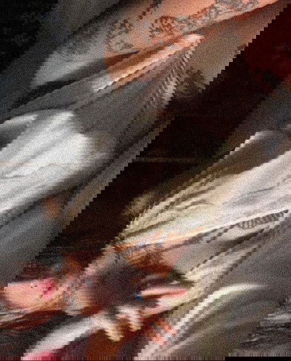 zommmbri image ~ Altpins