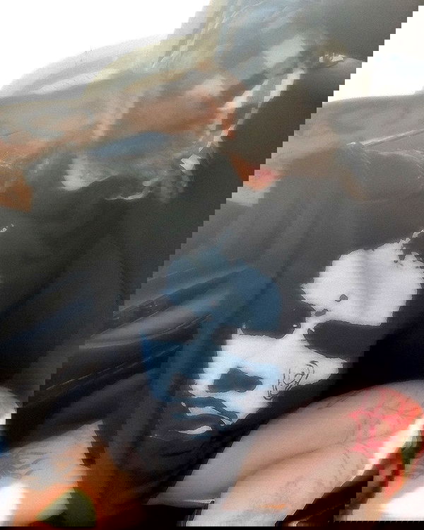 zommmbri image ~ Altpins