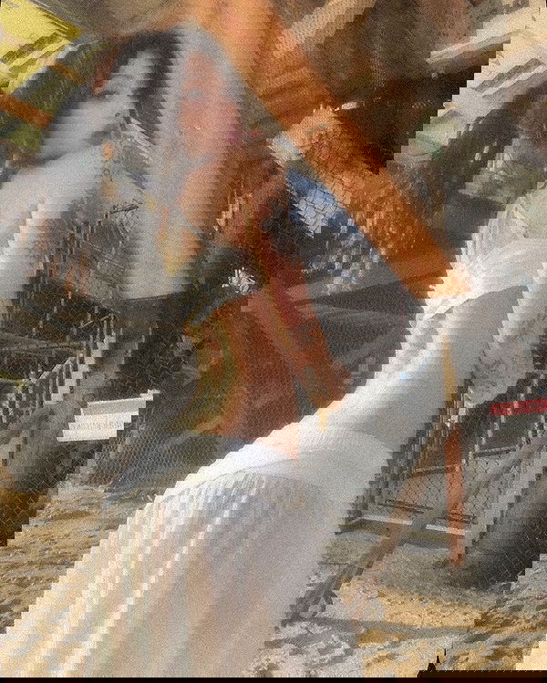 zommmbri image ~ Altpins