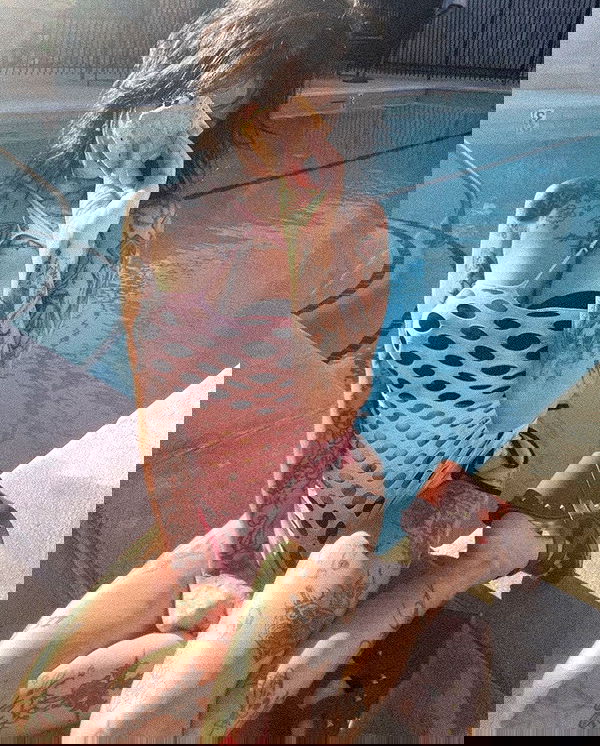 zommmbri image ~ Altpins