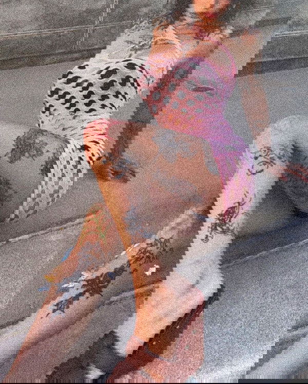 zommmbri image ~ Altpins