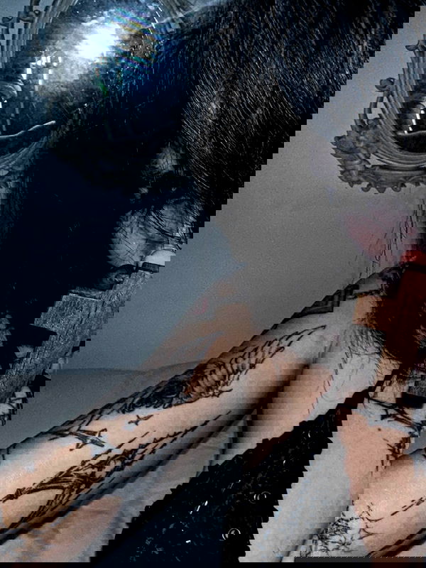 zommmbri image ~ Altpins