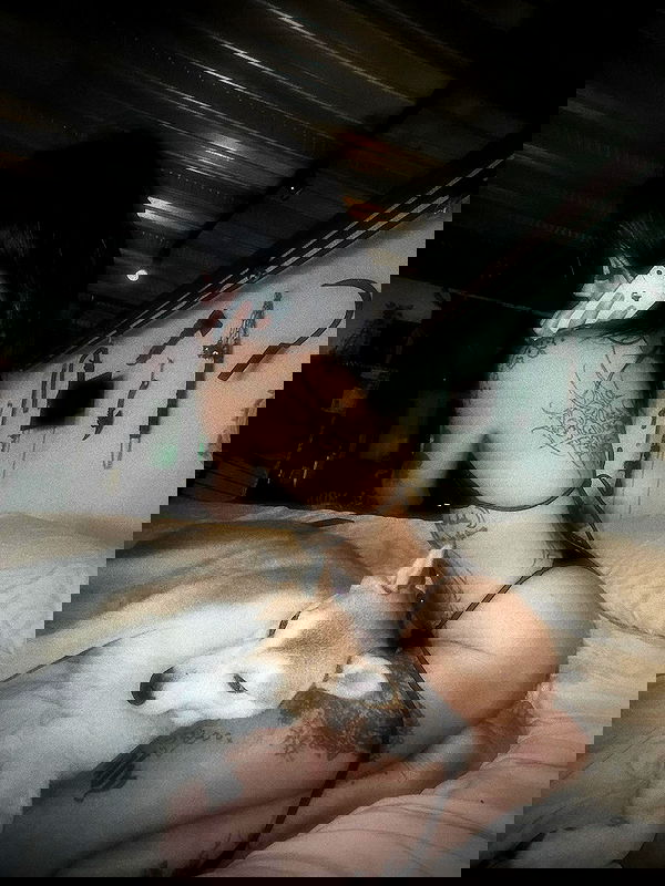 zommmbri image ~ Altpins