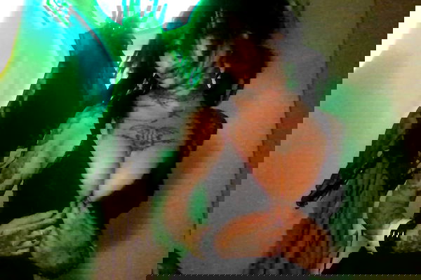 zommmbri image ~ Altpins