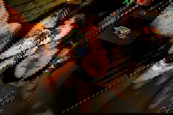 zommmbri image ~ Altpins