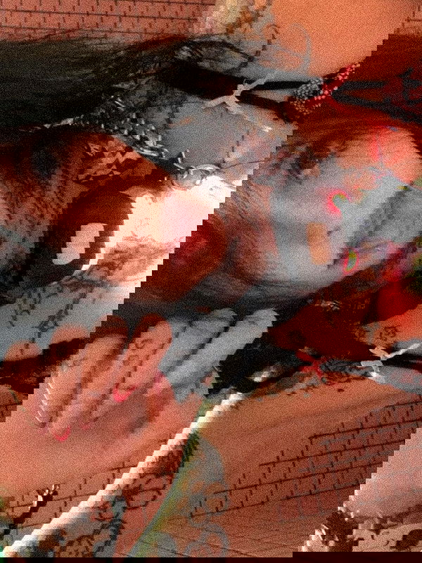 zommmbri image ~ Altpins