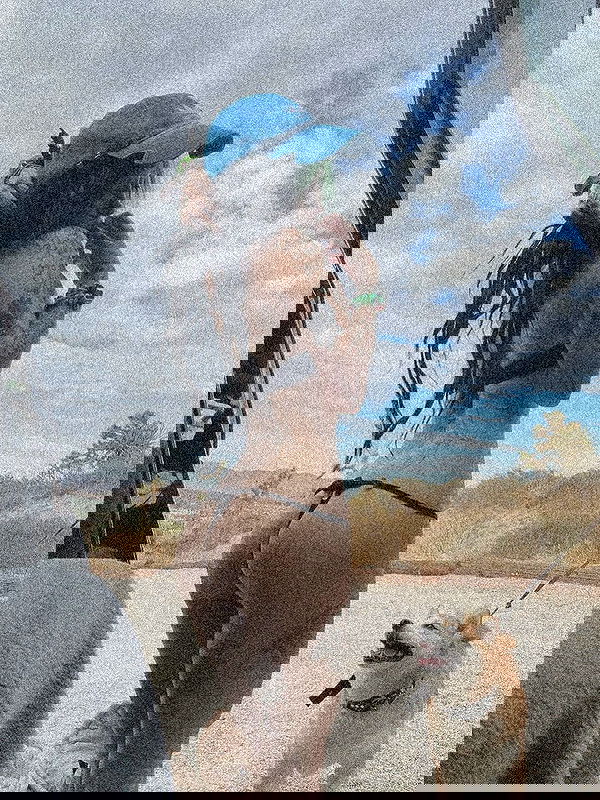 zommmbri image ~ Altpins