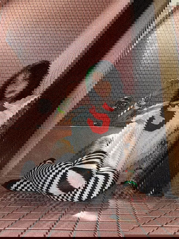 zommmbri image ~ Altpins