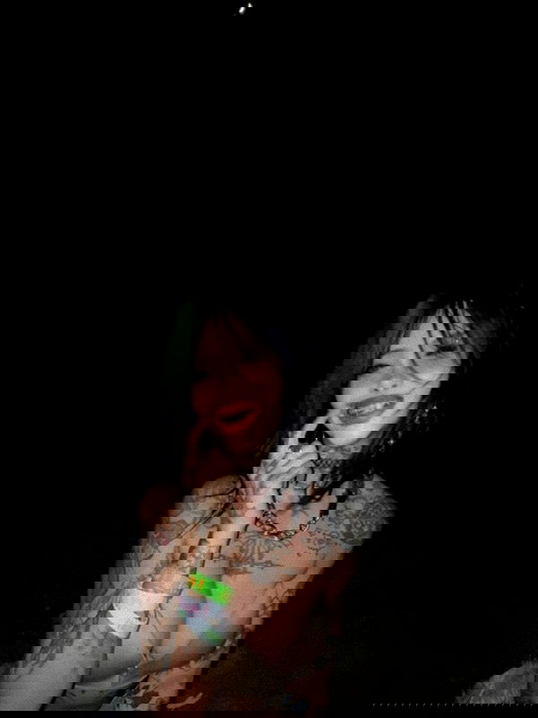 zommmbri image ~ Altpins