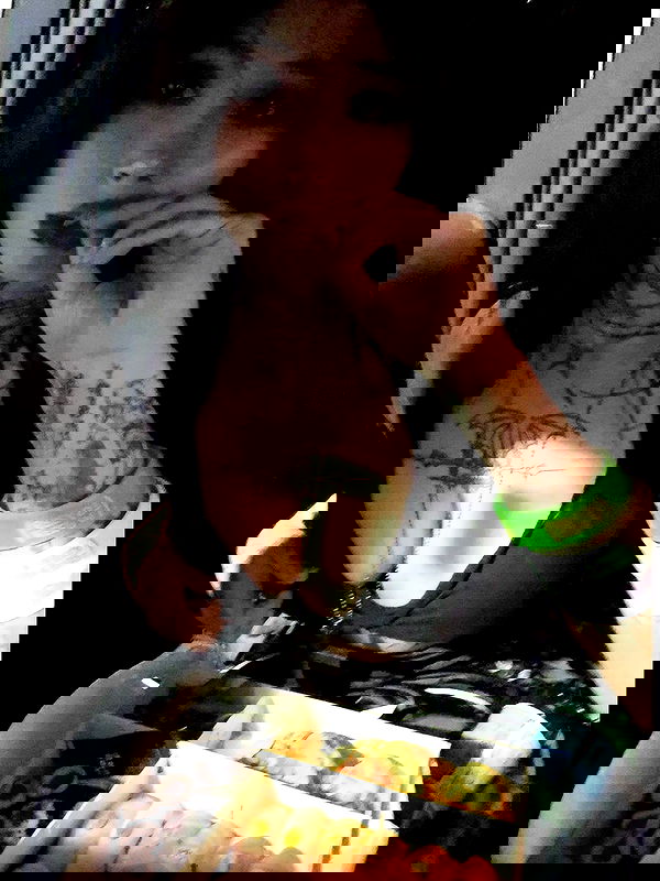 zommmbri image ~ Altpins