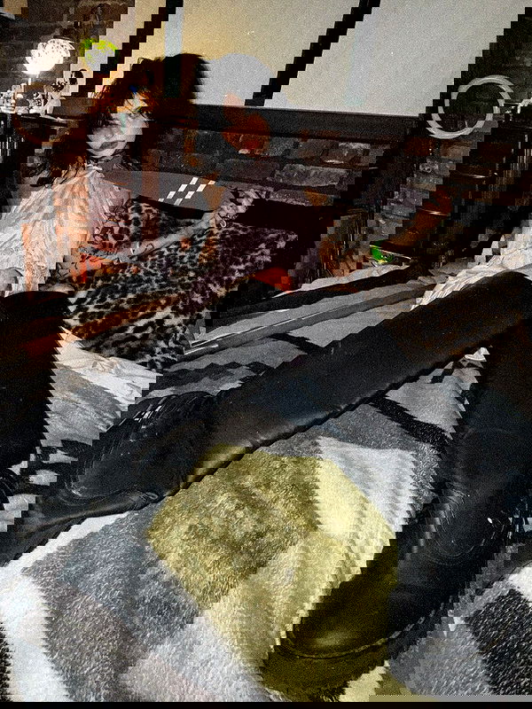 zommmbri image ~ Altpins