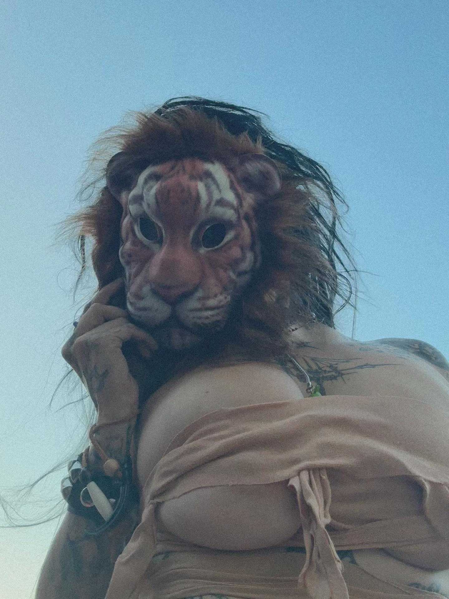 zommmbri instagram image archive image