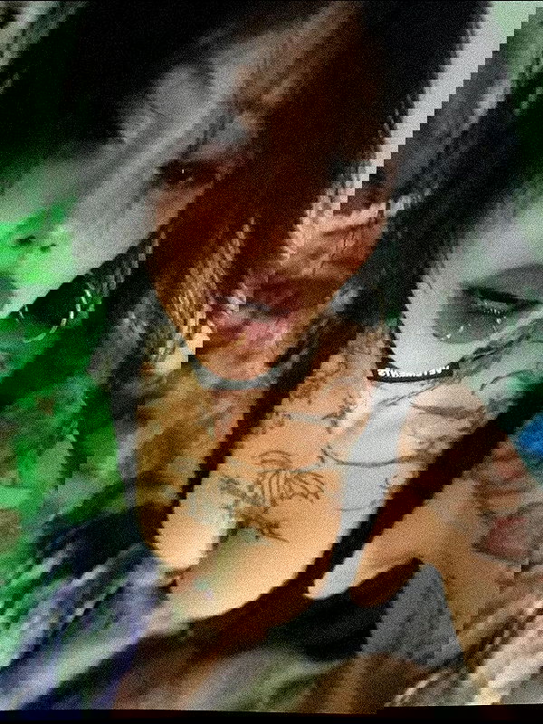 zommmbri image ~ Altpins