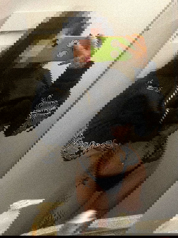 zommmbri image ~ Altpins