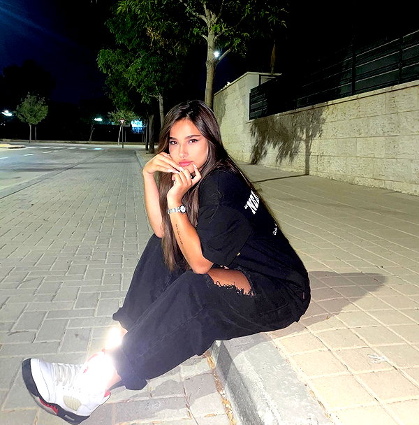 zoy.rud instagram image archive image