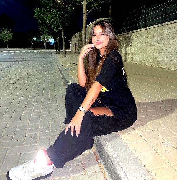 zoy.rud instagram image archive image