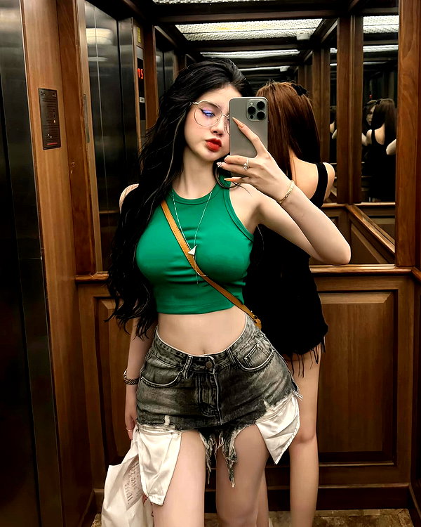 zunxingnhat instagram image archive image