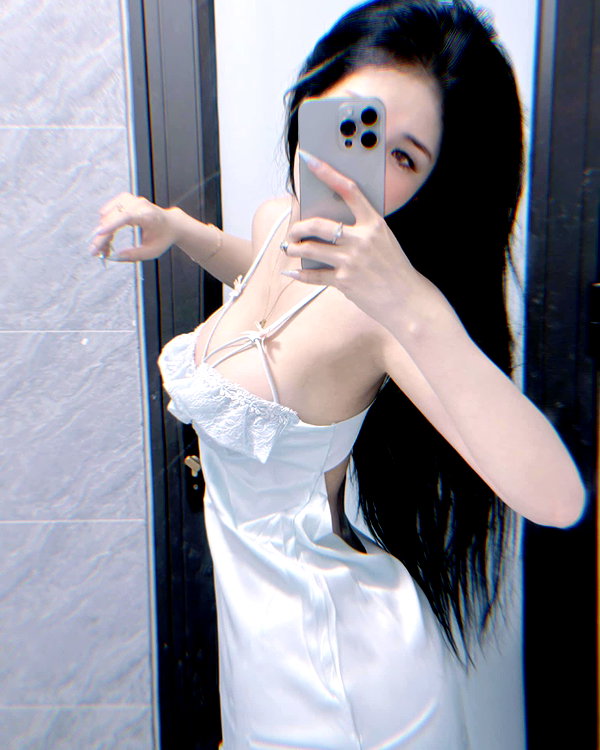 zunxingnhat instagram image archive image