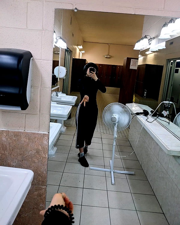 zz.eazoning instagram image archive image