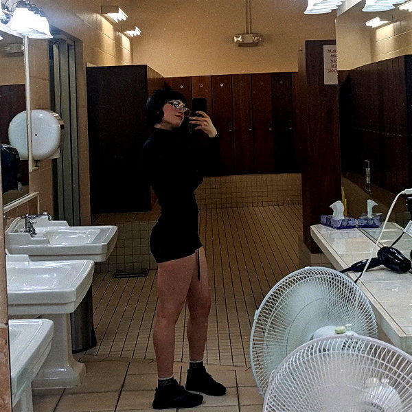 zz.eazoning instagram image archive image