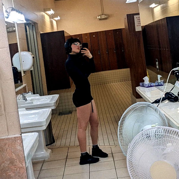 zz.eazoning instagram image archive image