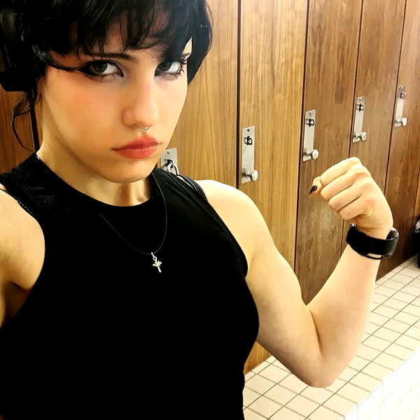 zz.eazoning instagram image archive image