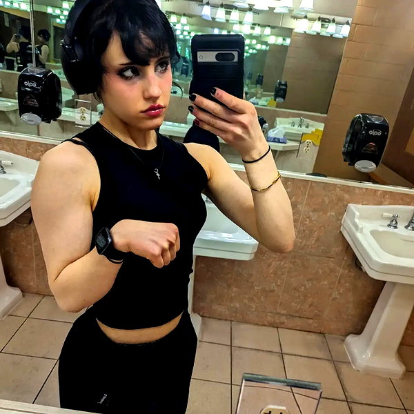 zz.eazoning instagram image archive image