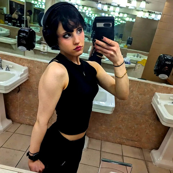 zz.eazoning instagram image archive image